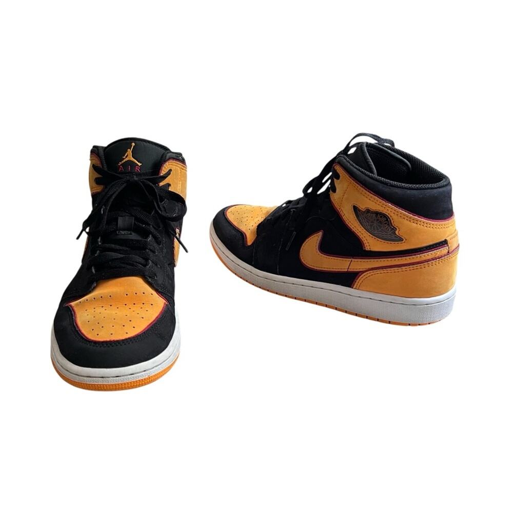 Air Jordan 1 Mid SE Vivid Orange Black Shoe Men 9 Nubuck Suede Padded Fat Tongue